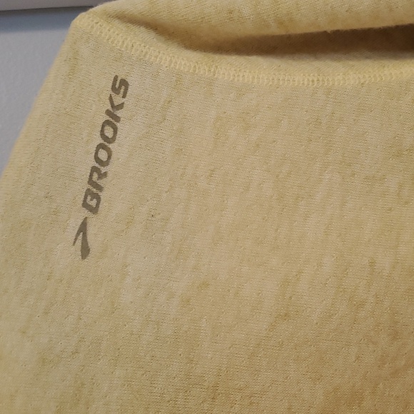 Brooks top - Picture 3 of 5